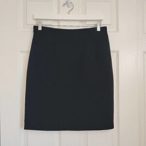 Lantern career black knee length straight skirt